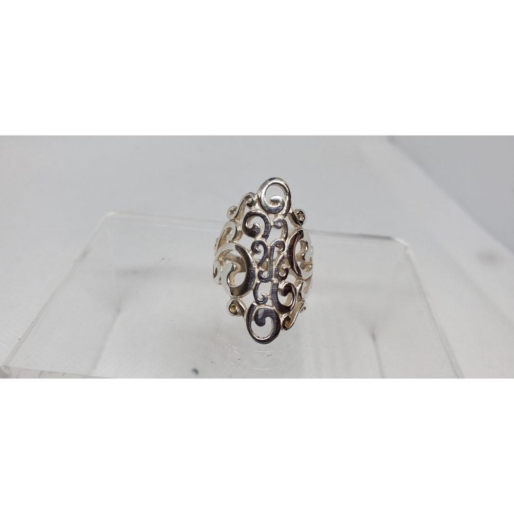 Beautiful Sterling Silver Ring